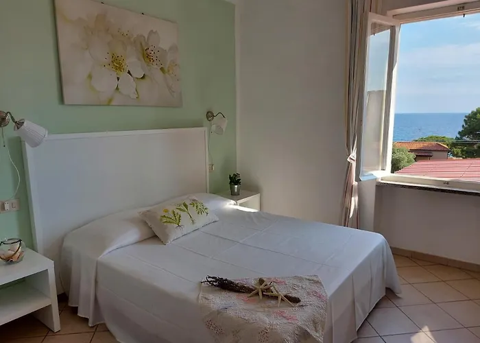 Bambu Otel Marciana (Isola d'Elba)