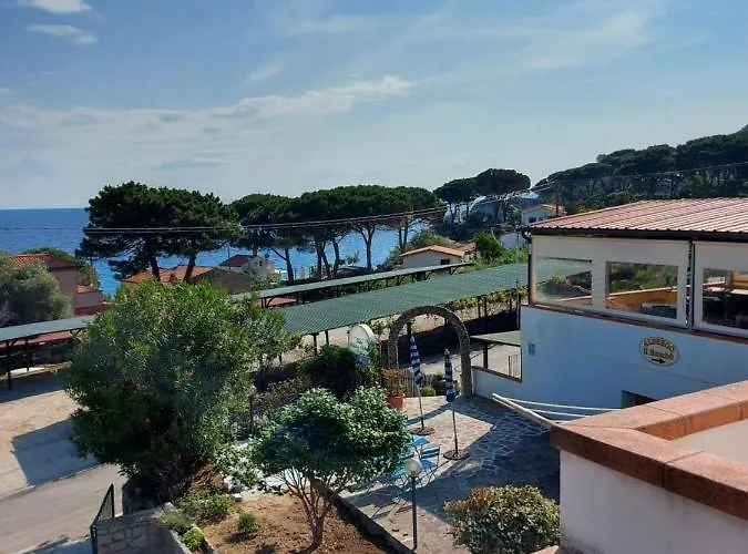 Otel Bambu Marciana (Isola d'Elba)